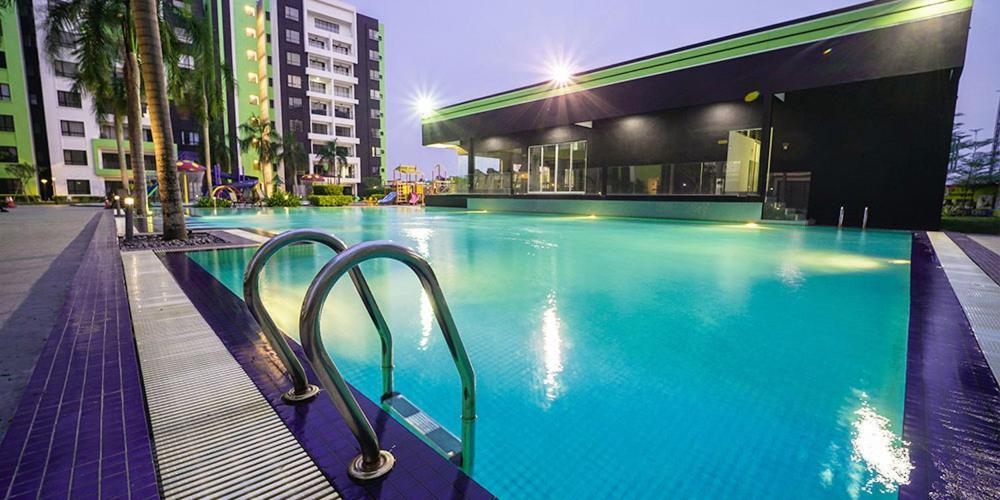 Waterpark Pool View Apartment